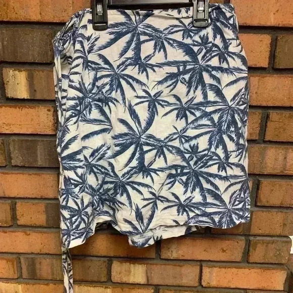 Urban Outfitters Linen Palm Tree Wrap Mini Skirt - Picture 5 of 6